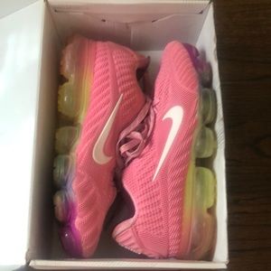 🌸 Nike Vapormax